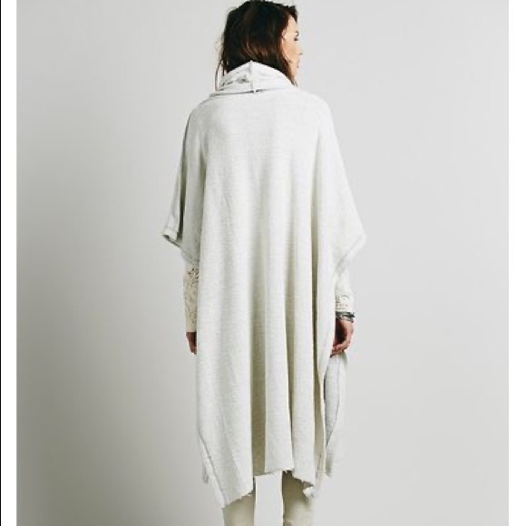 FREE PEOPLE • New Oh You Fancy Poncho M/L Heather Grey Cotton Beach Pullover - Picture 3 of 9
